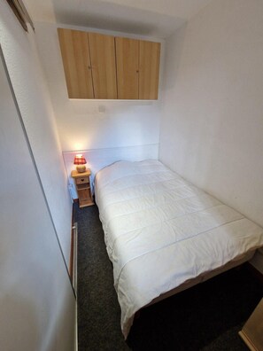 1 bedroom - 30m from ski slopes, 4th floor, balcony, tv, ski locker, 23m², Valfréjus (Valfréjus)