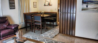 Downtown Duplex A Amazing Location