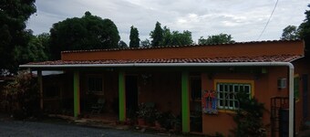 Hostel Villas De Zianit