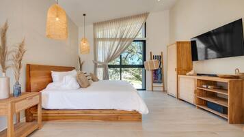1 dormitorio, tabla de planchar con plancha, wifi y ropa de cama
