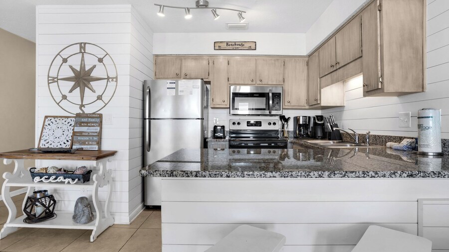 2BR Steps to Sand Pool, Near Pier Park + Free Attraction Tickets!