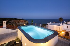 Apartment | Pool | Outdoor pool, a heated pool