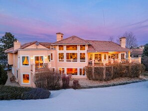 Exterior - Pikes Peak Place: Relaxing Oasis w/Mtn Views (Colorado Springs)