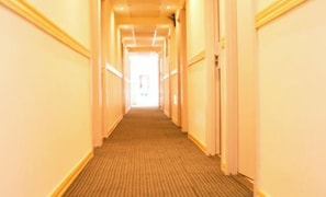 Interior - Jinqilin Hostel (Shanghai Waigaoqiao Free Trade Zone) (Shanghai)