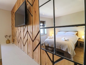 Cottage | 5 bedrooms, individually decorated, individually furnished, free WiFi - Cherry Tree Farm (Chesterfield)