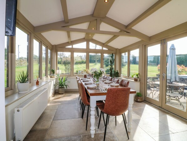 Dining - Cherry Tree Farm (Chesterfield)