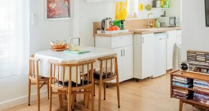 Le vintage, 10 min de Disneyland -30 min de Paris- 50m Gare - 30min Aéroport CDG