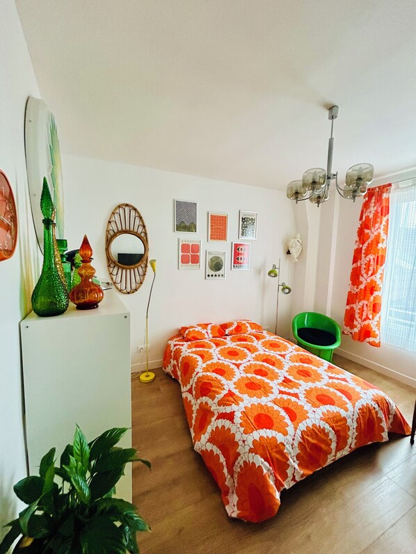 1 chambre, coffres-forts dans les chambres, bureau