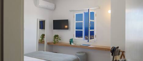 1 bedroom, iron/ironing board, travel cot, WiFi