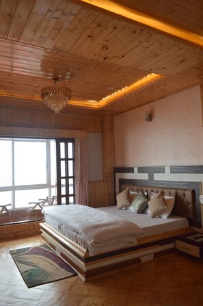 Luxury Double Room, Balcony, Mountain View | View from room
