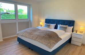 2 Schlafzimmer, Reisekinderbett, kostenloses WLAN