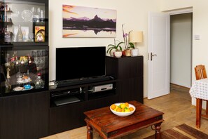 Interior - Beautiful Barons Court Apartment (London)