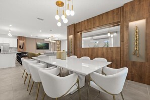 Dining - 9 Bedrooms/ 6.5 Bathrooms/ Solara (2318 SR) (Kissimmee)