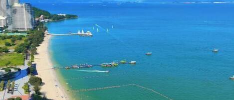 Privéstrand vlakbij, strandlakens