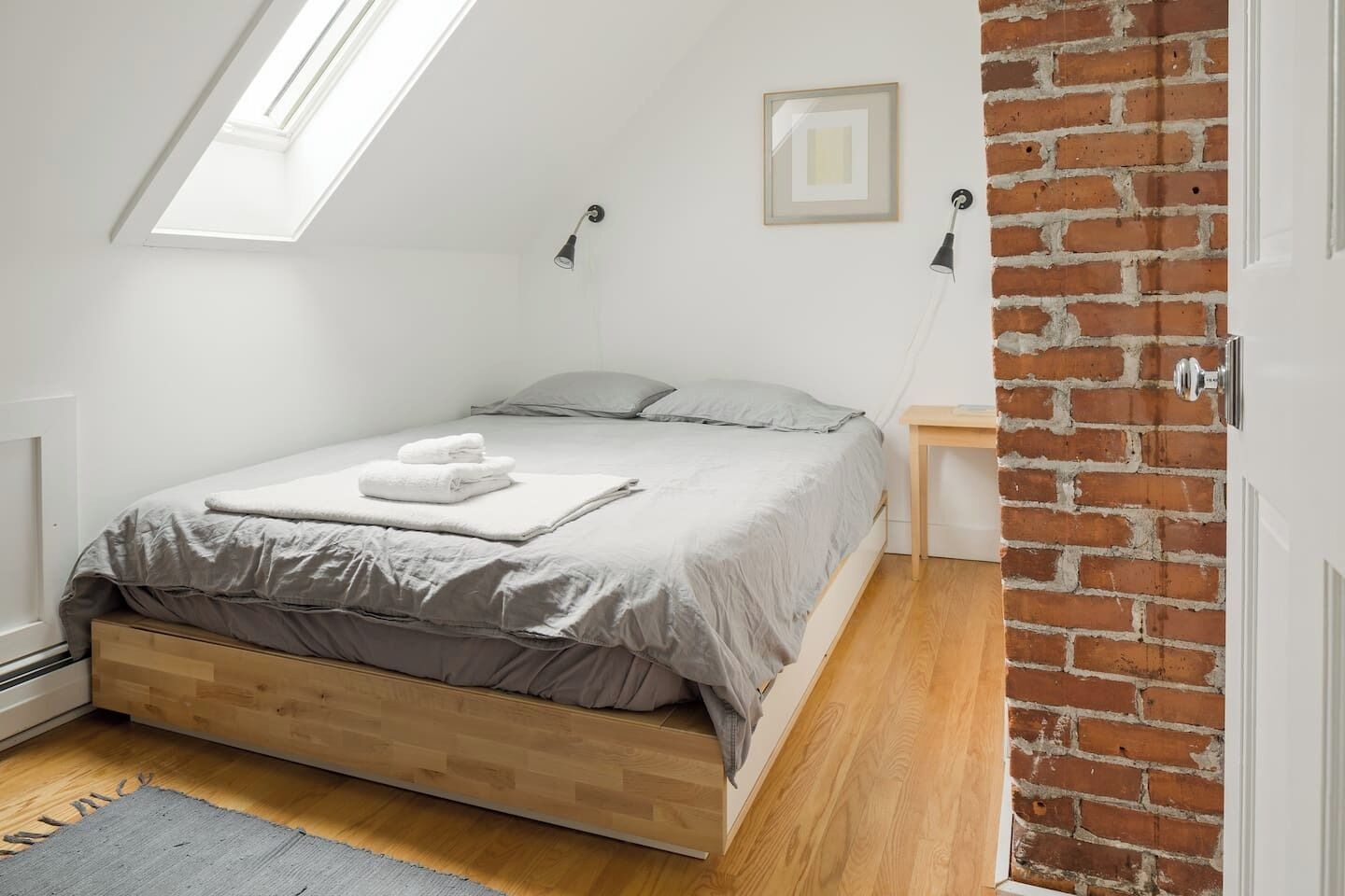 3 bedrooms, iron/ironing board, travel crib, free WiFi