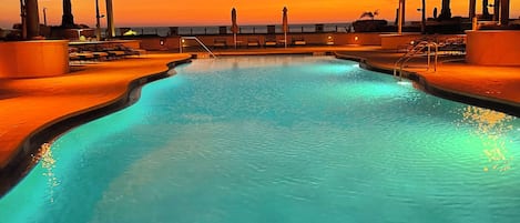 Outdoor pool, a heated pool