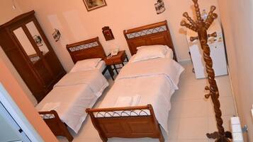 Phòng | Bàn, khu vực làm việc phù hợp cho laptop