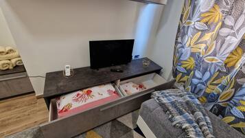 2 Schlafzimmer, Bügeleisen/Bügelbrett, Reisekinderbett, WLAN