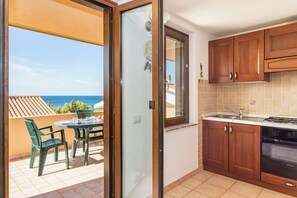 Microwave, oven, stovetop