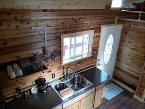 Interior - Cozy Creekside Tiny Home outside Forks, WA; Right in Olympic National Forest! (Beaver)