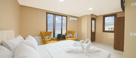 Soundproofing, free WiFi