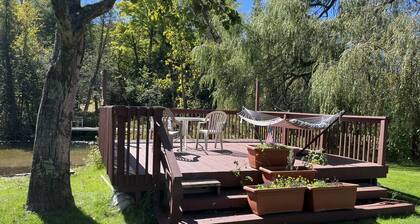 Riverview Retreat on the Platte River â Open Year-Round Northern Michigan Magic