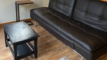 Smart-tv och eldstad