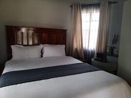 Comfort Bungalow | 1 bedroom, laptop workspace, free WiFi