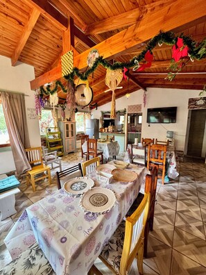 Petit déjeuner buffet compris tous les jours