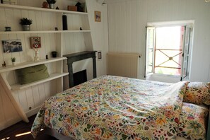 3 bedrooms, iron/ironing board, WiFi, bed sheets - Basque house in the heart of BAB (Biarritz Anglet Bayonne) (Bayonne)