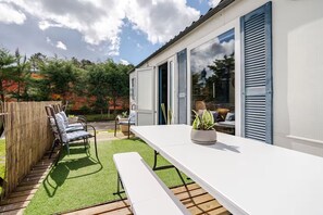 Bungalow, 3 Bedrooms, Kitchenette | Terrace/patio - Casa azul (Pataias)