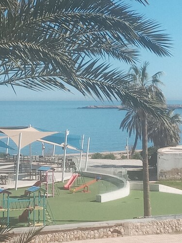 Duplex pied dans l'eau avec vue sur mer EXTRAORDINAIRE