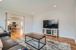 Smart TV, fireplace, video games, books