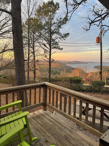 Whispering Woods Cabins & Grill