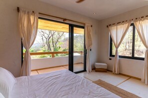 3 室のベッドルーム、WiFi、ベッドシーツ