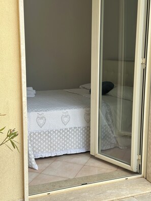 2 bedrooms
