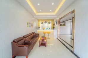 Lobby lounge - Brocade Honest Chain-like Inn (Shanghai)