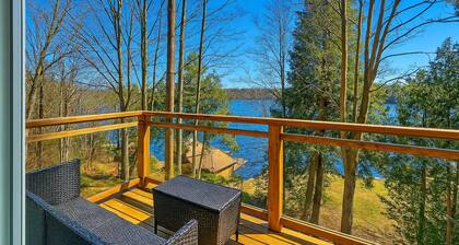 Chic Lakefront Summer Escape