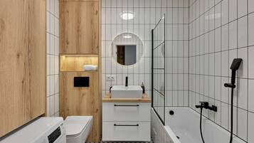 Appartement Confort, balcon, vue ville | Salle de bain