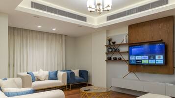 Een flatscreentelevisie