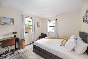 1 bedroom, WiFi, bed sheets