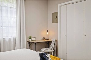 1 多间卧室、熨斗/熨衣板、WiFi、床单