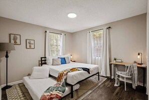 1 chambre, fer et planche à repasser, Wi-Fi, draps fournis