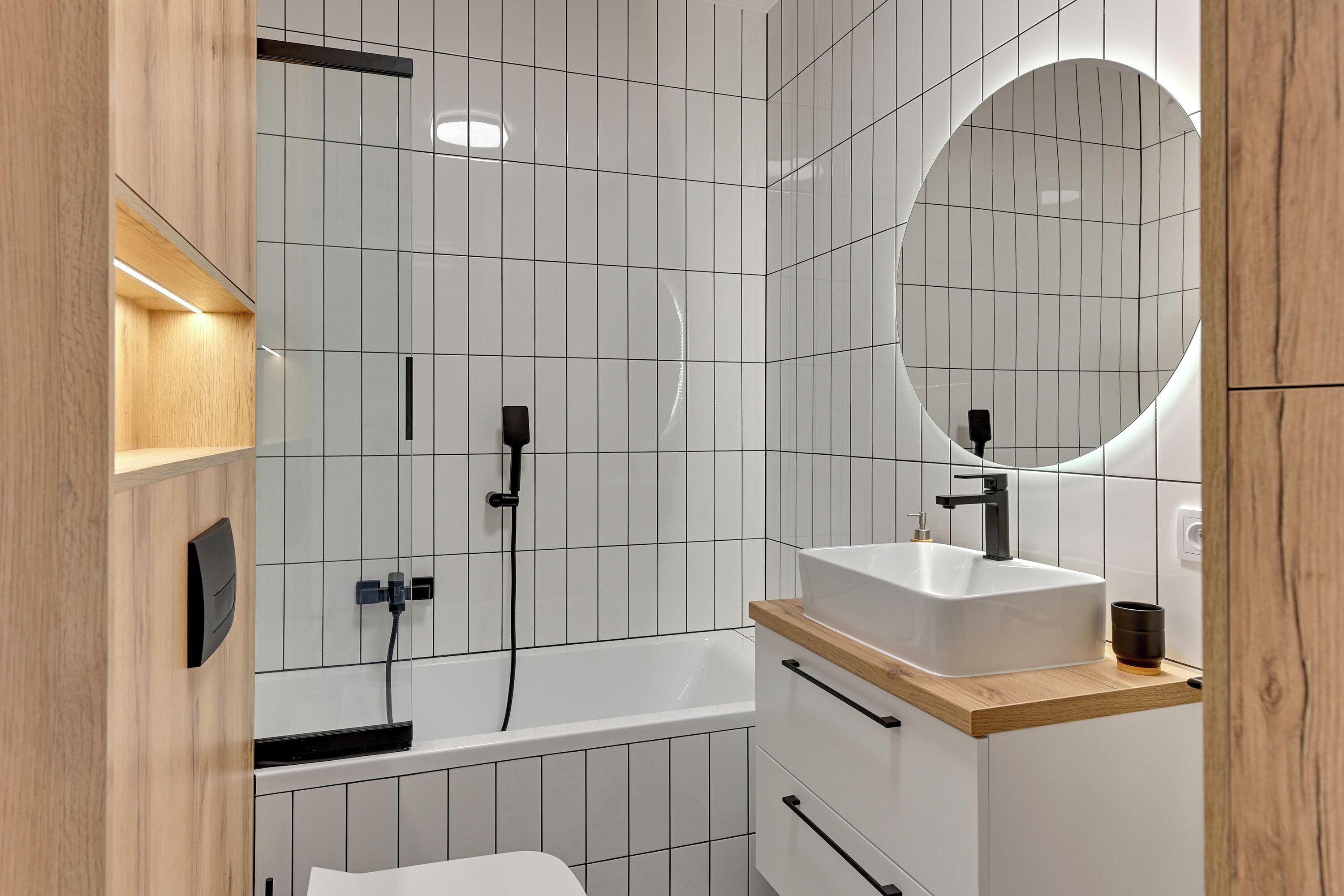 Comfort-Apartment, Balkon, Meerblick | Badezimmer