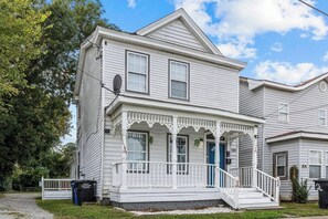 Exterior - Portside Kid Friendly Fast Wi-Fi Self Check in (Portsmouth)