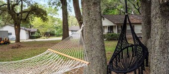 The PanAm, fire pit, bbq, kid & dog friendly