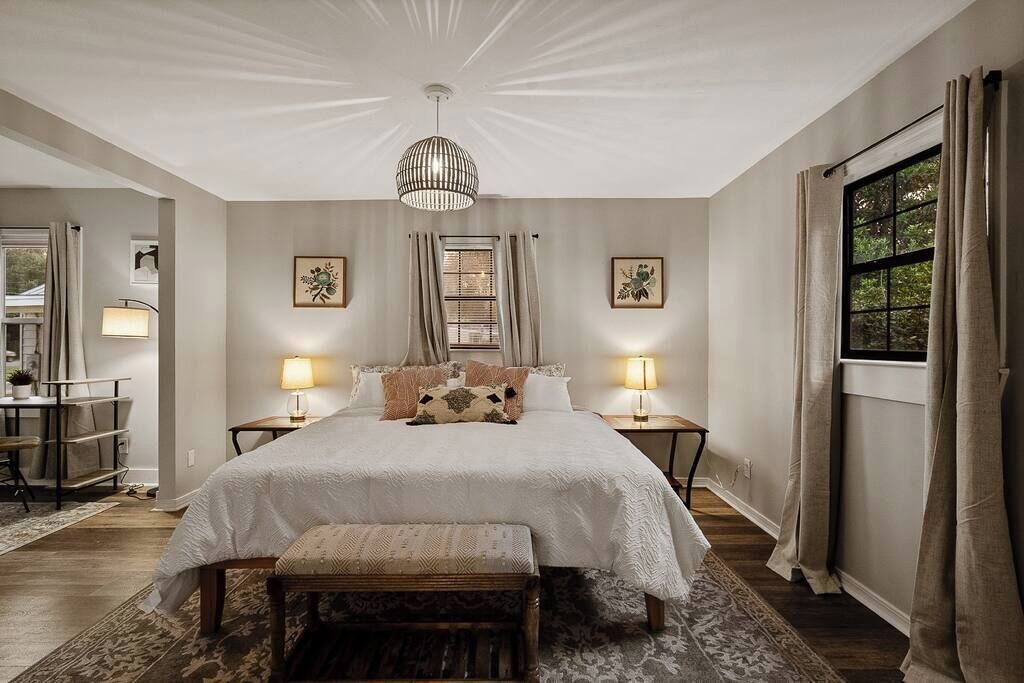 3 bedrooms, WiFi, bed sheets