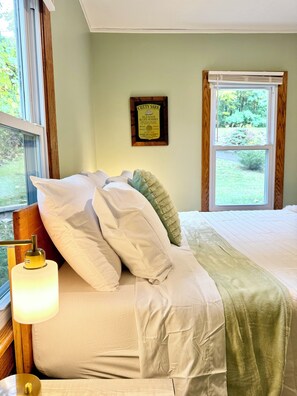 2 makuuhuonetta, silitysrauta/-lauta, ilmainen Wi-Fi, vuodevaatteet