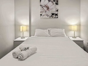 1 bedroom, WiFi, bed sheets