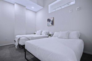 1 habitación, wifi y ropa de cama